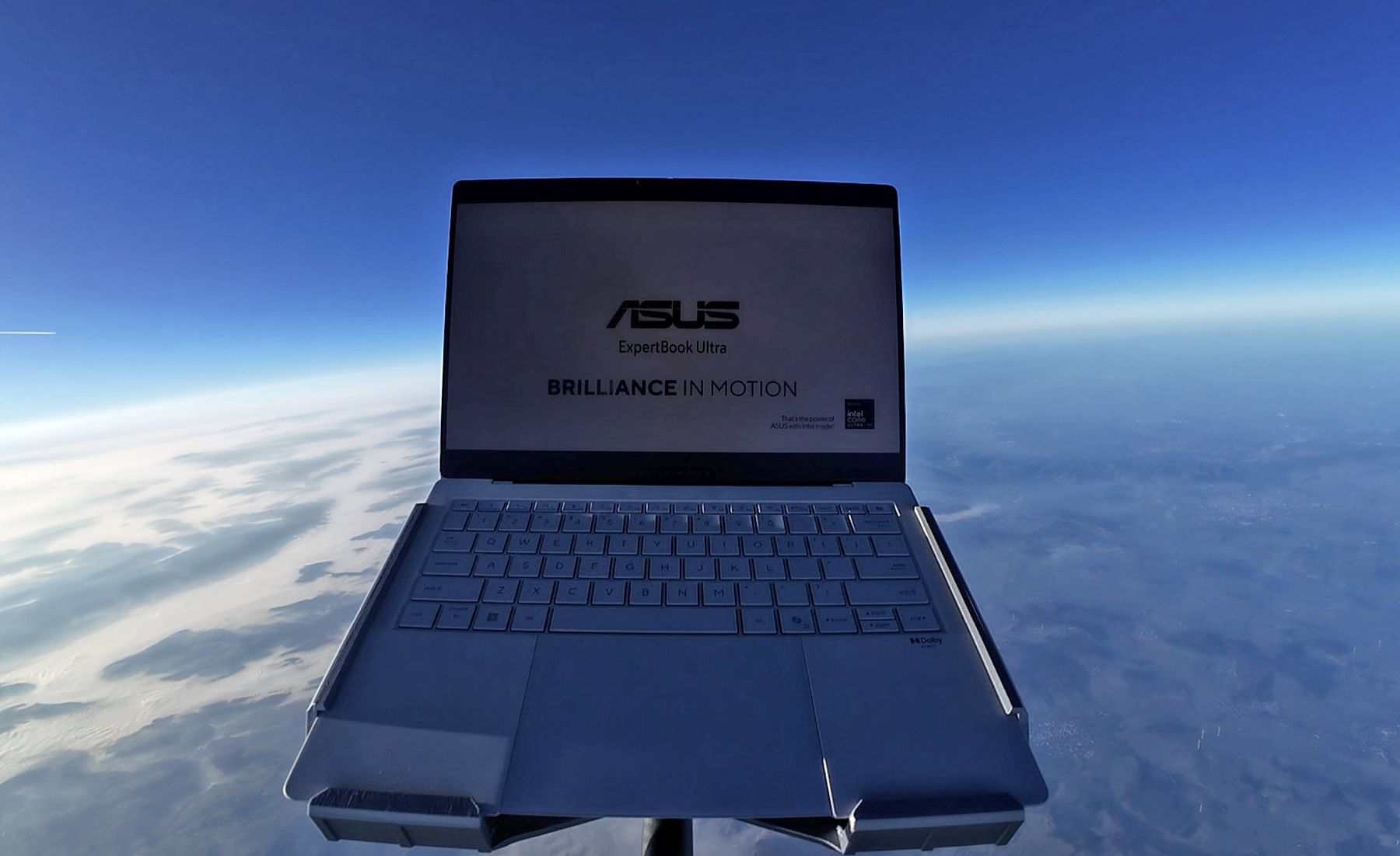 asus expertbook ultra test atmosfera